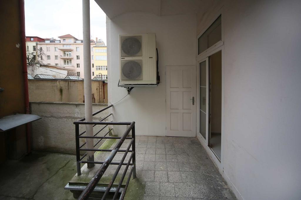 Apartment Americka 8 Prague Exterior photo
